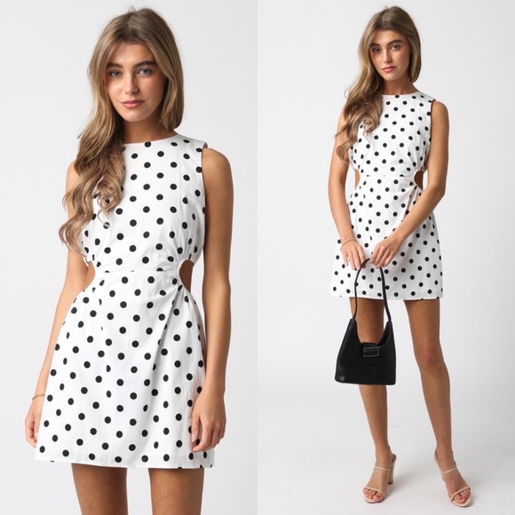 *24 HOUR SALE* Such a Jackie White Polka Dot Mini Dress - Picture 2 of 3
